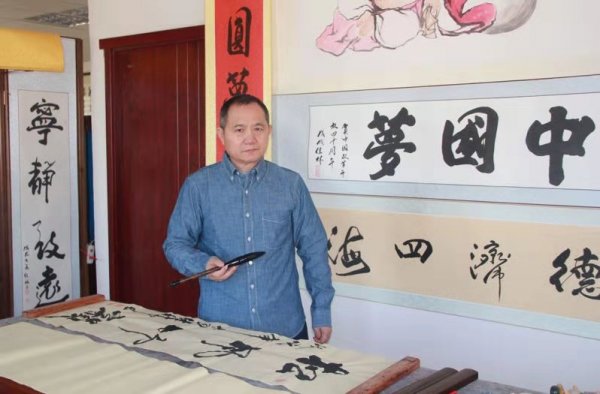 周佳林
