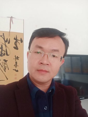 罗起任