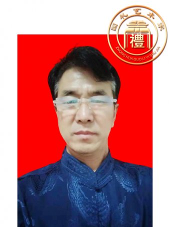 李献群