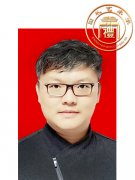 周怡挺