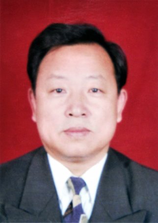 亓春章