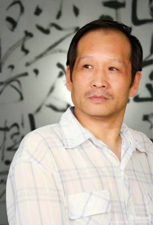 李炳成