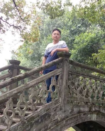 左向奇