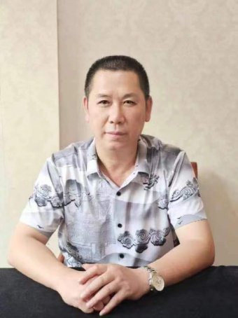 严君周