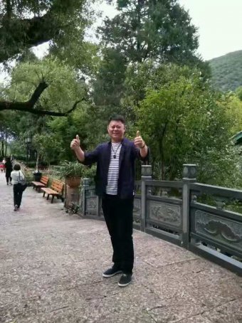 高旭