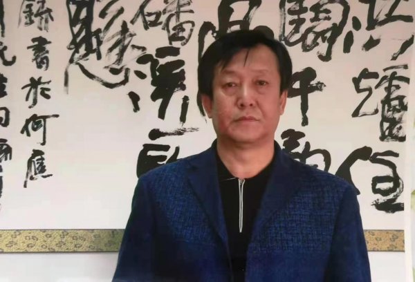 刘怀博