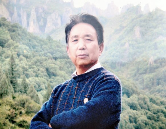 朱梅