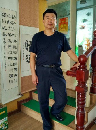 陈新华
