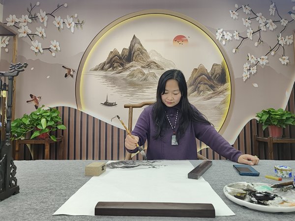 焦婷