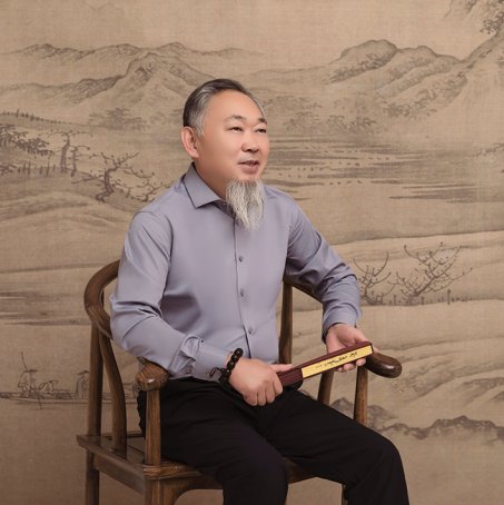 谢颖杰