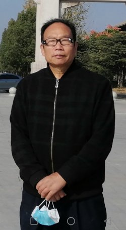 周新平