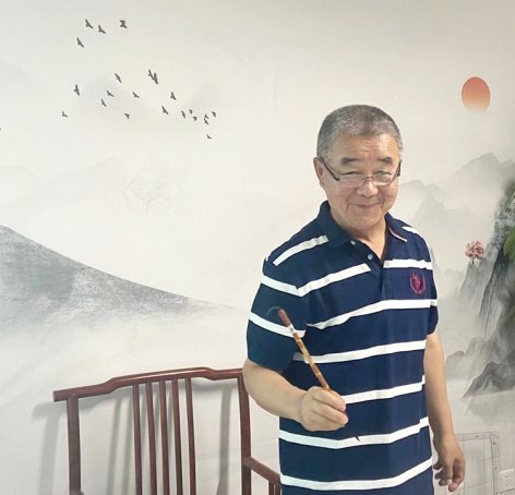 谢志明