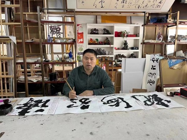 王成华
