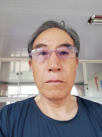 柴占杰