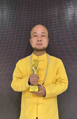 孙康峰